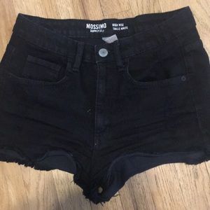 High-rise denim (black) juniors shorts